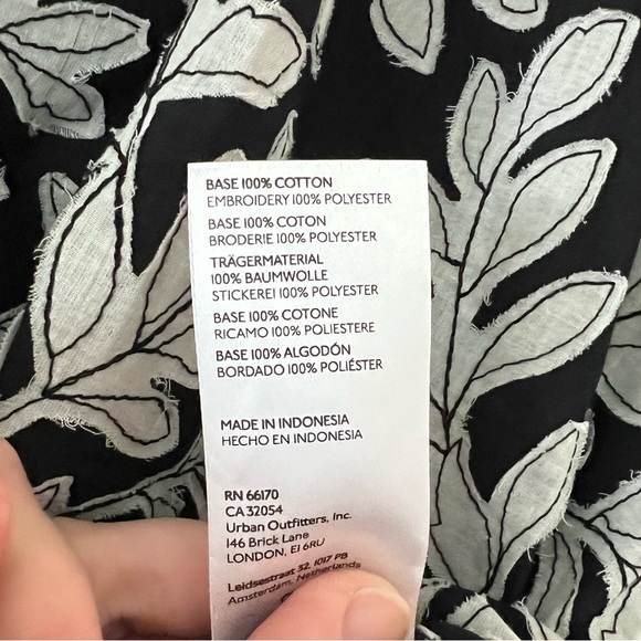 By Anthropologie Popover Blouse - Picture 9 of 14